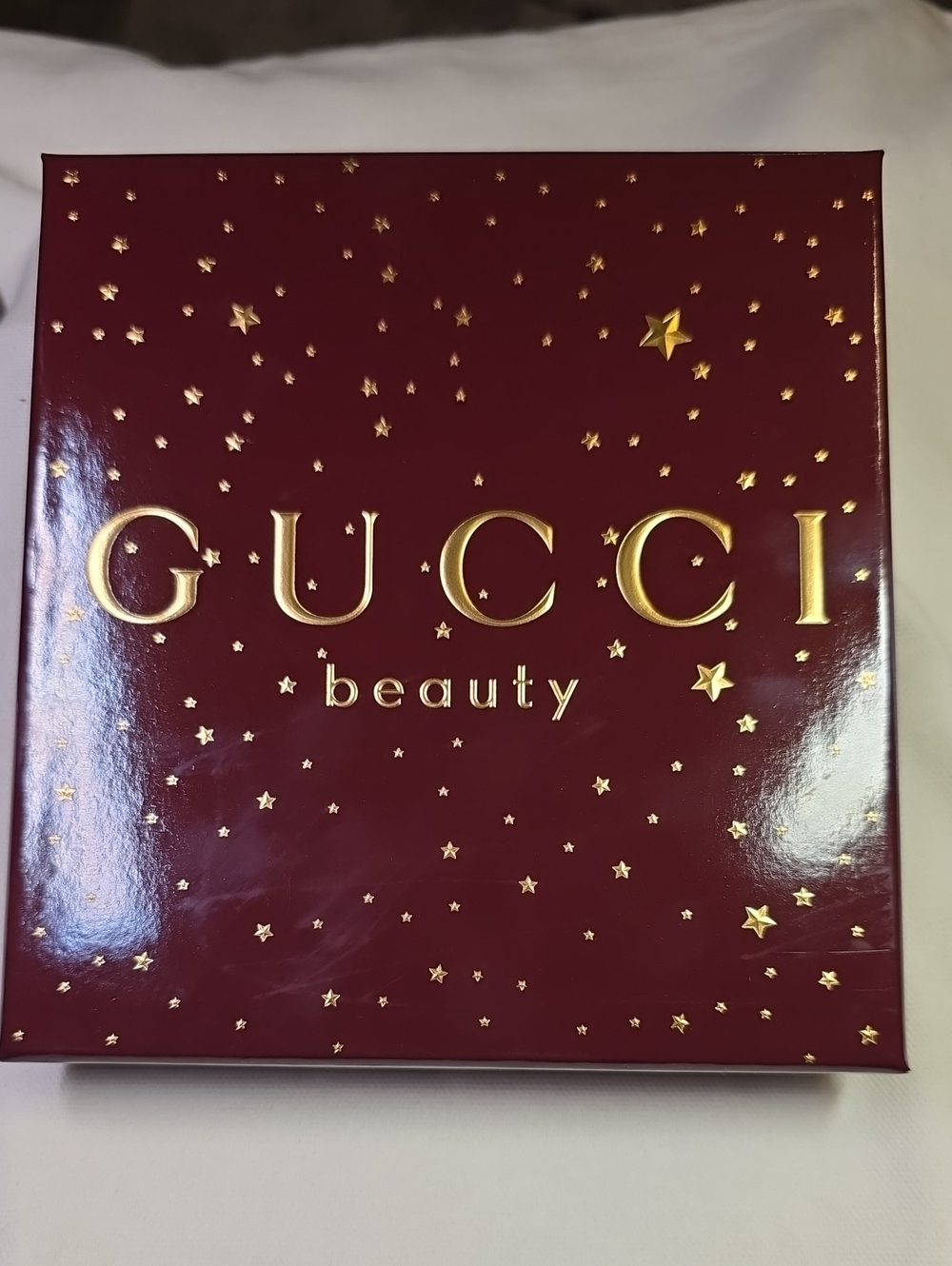 Gucci Beauty Box in Burgundy and Gold Star Motif